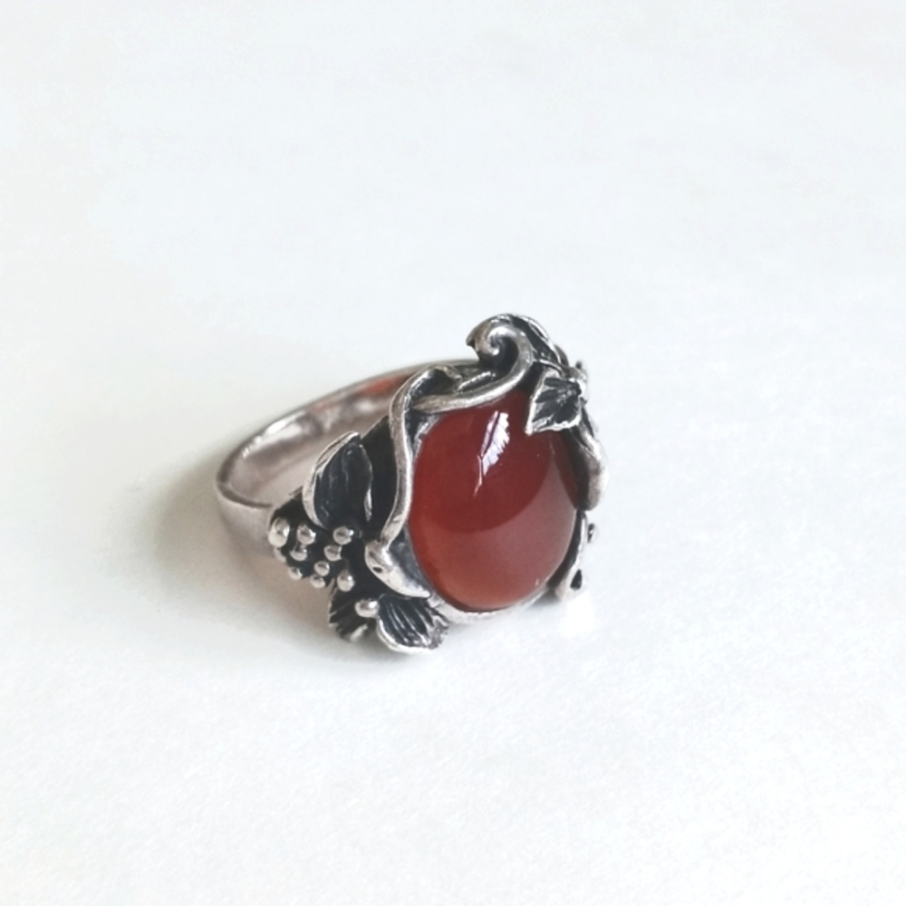 925 Sterling Silver Red Jasper Gemstone Ring Size 7